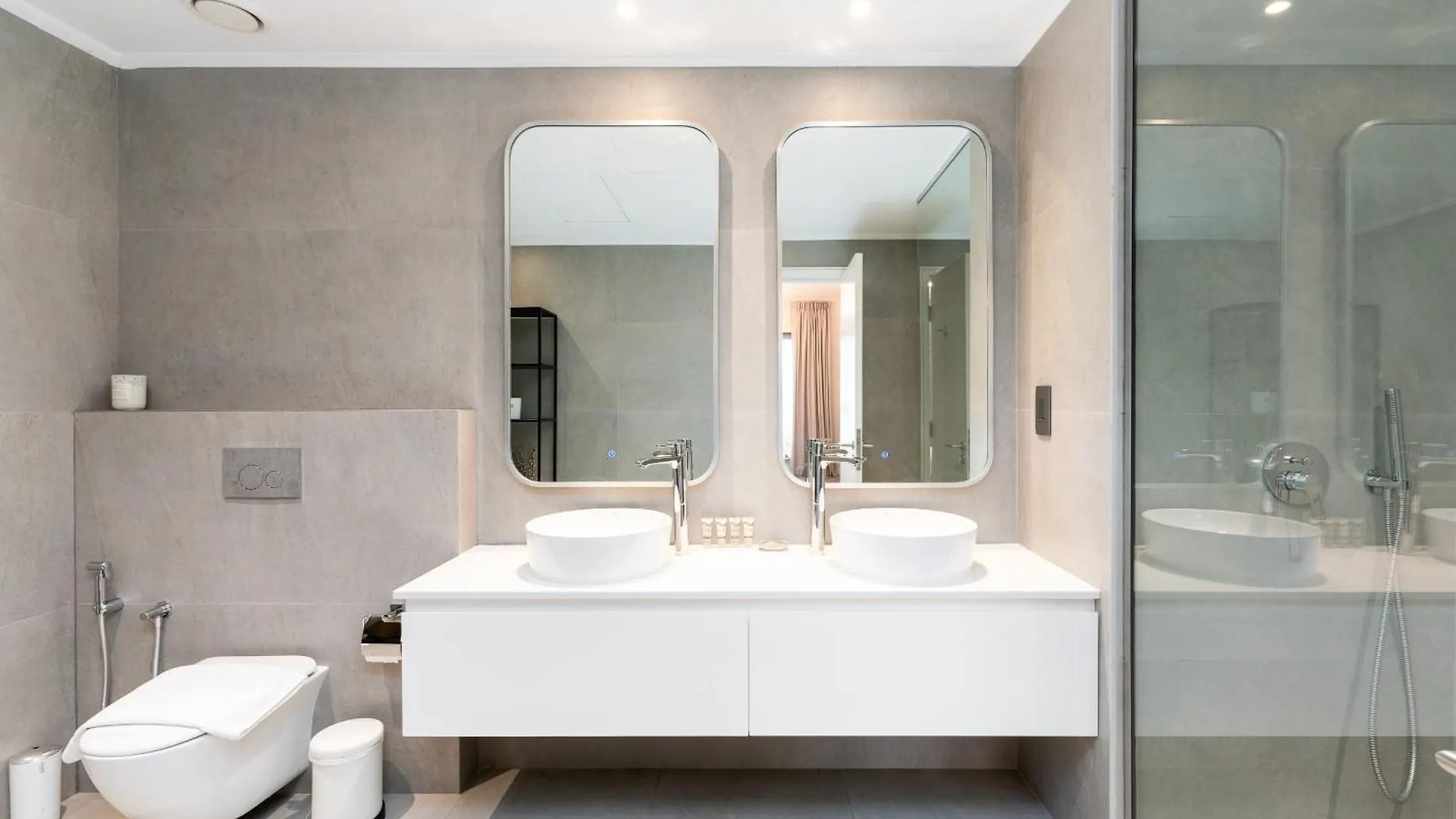 South Ridge 1, Downtown Dubai - Mint Stay