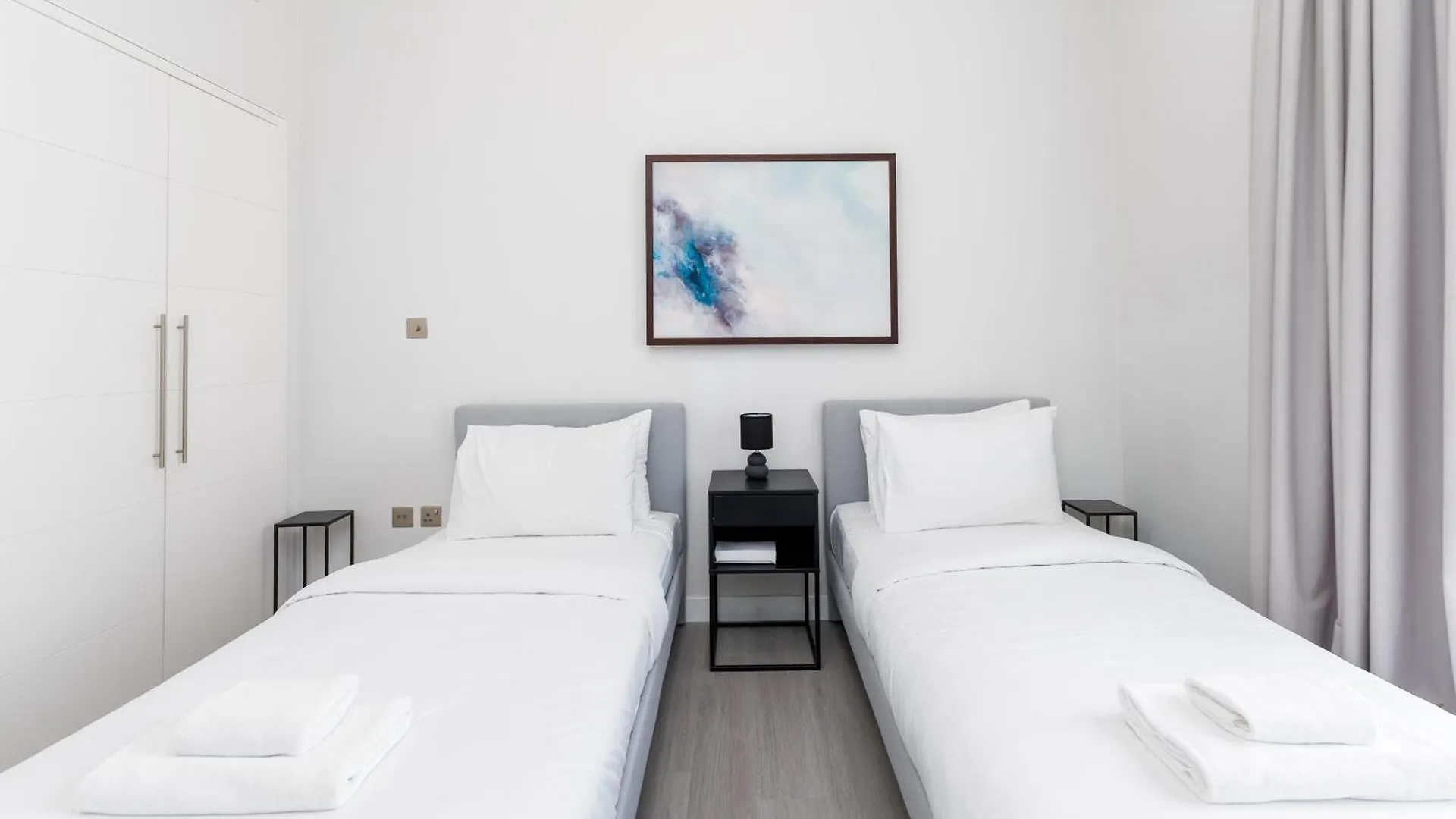 Apartment South Ridge 1, Downtown Dubai - Mint Stay