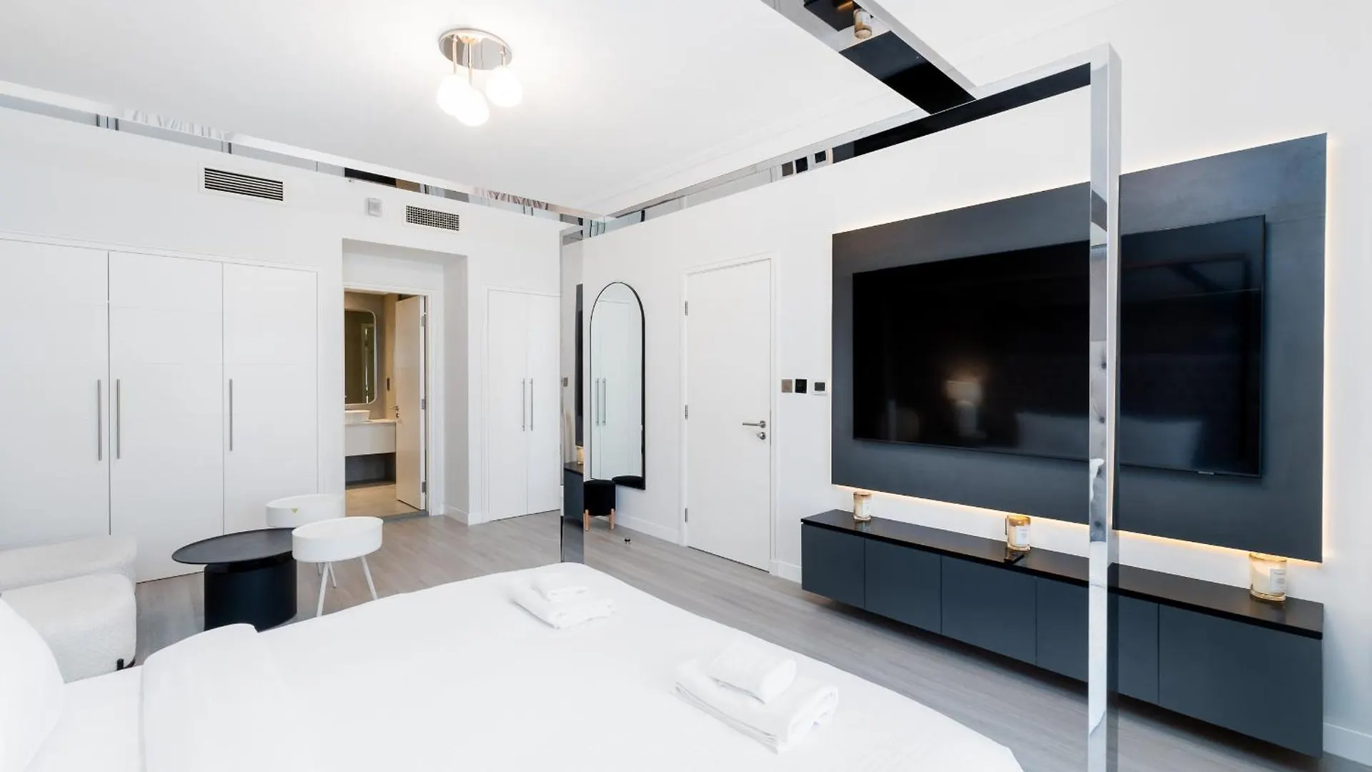 South Ridge 1, Downtown Dubai - Mint Stay 0*,  United Arab Emirates