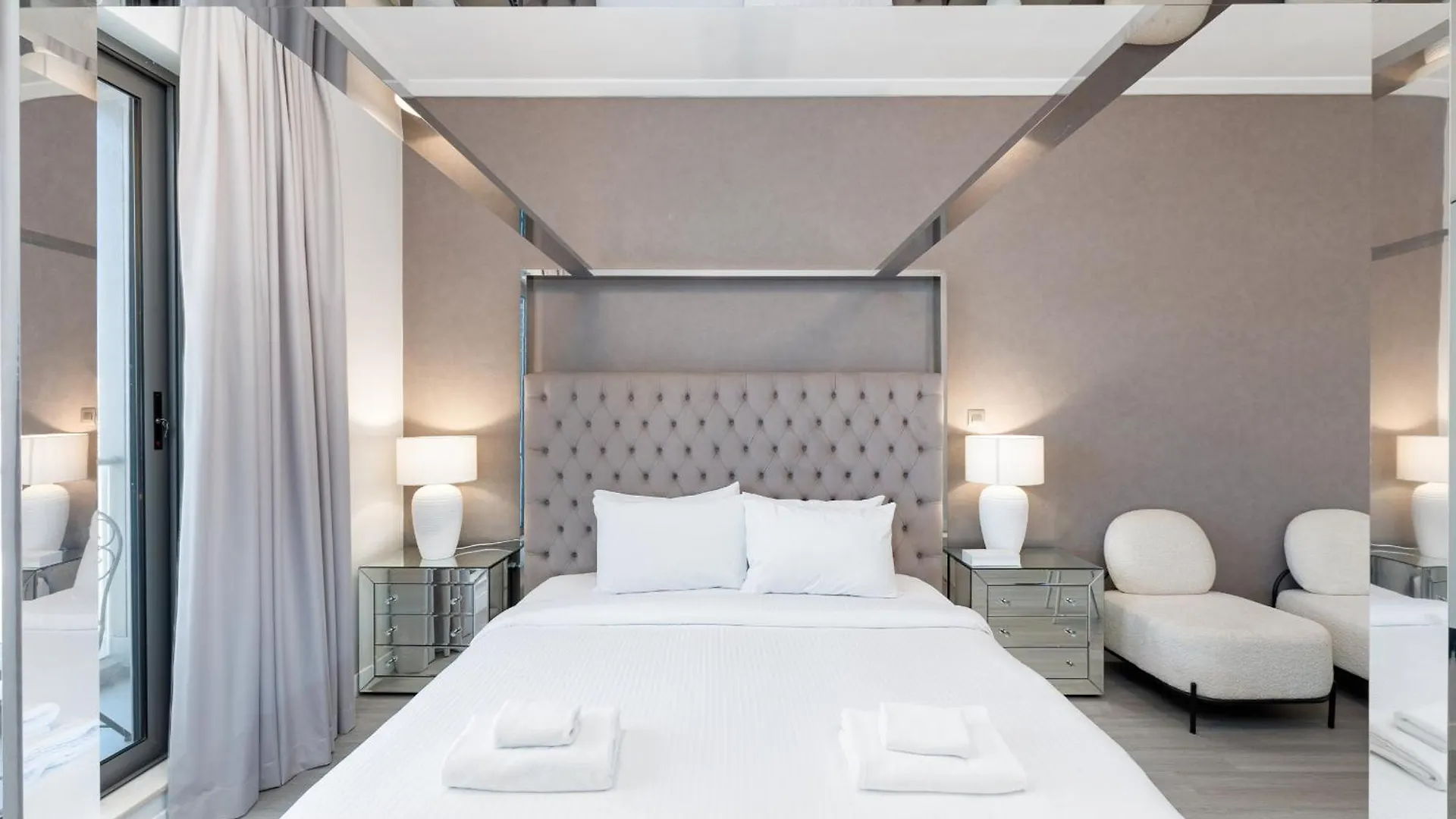 South Ridge 1, Downtown Dubai - Mint Stay Apartment