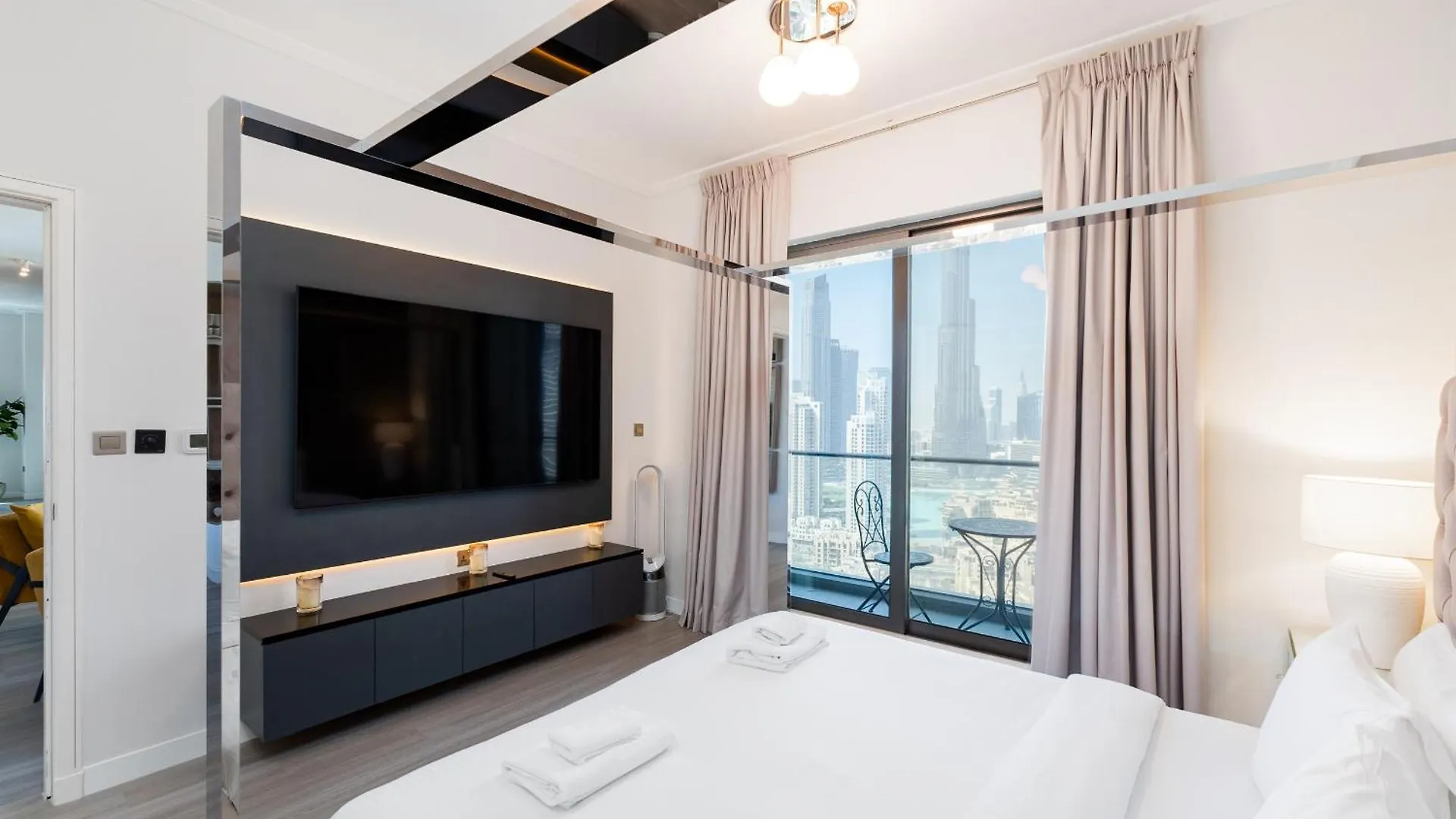 Apartment South Ridge 1, Downtown Dubai - Mint Stay